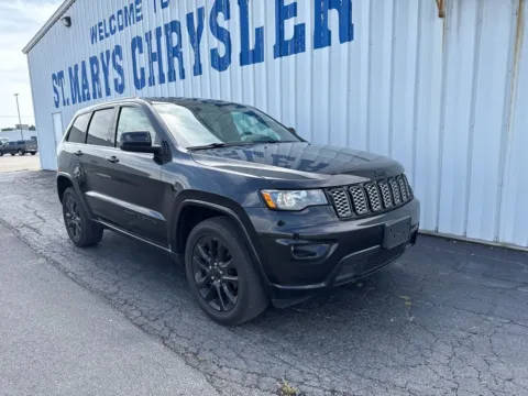 Black 2020 Jeep Grand Cherokee Altitude for sale in Saint Marys, OH