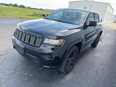 Another view of 2020 Jeep Grand Cherokee Altitude for sale in Saint Marys, OH at St. Marys CDJR