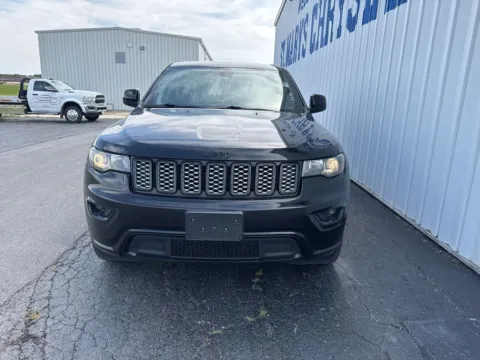 Photos of 2020 Jeep Grand Cherokee Altitude for sale in Saint Marys, OH at St. Marys CDJR