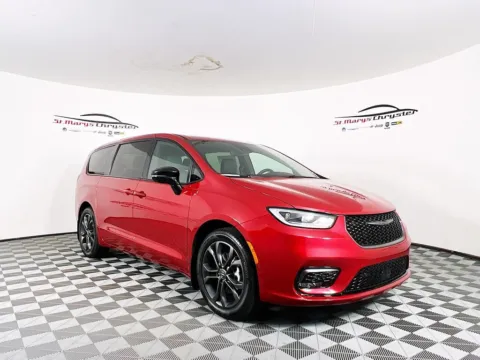 Red 2026 Chrysler Pacifica Select for sale in Saint Marys, OH