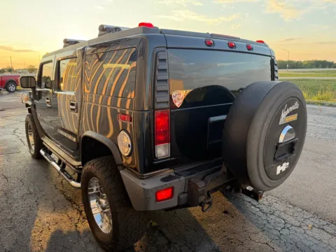 More photos of 2005 Hummer H2 at St. Marys CDJR, OH