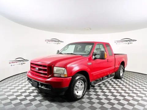 More photos of 2004 Ford F-250SD XLT at St. Marys CDJR, OH