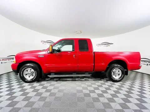 More photos of 2004 Ford F-250SD XLT at St. Marys CDJR, OH