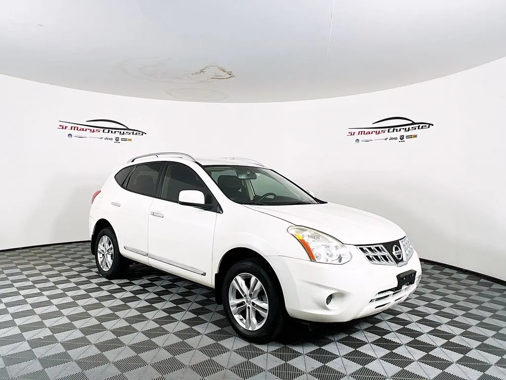 2013 Nissan Rogue SV for sale in Saint Marys, OH