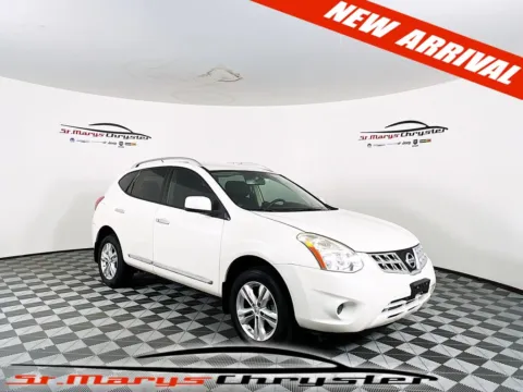 White 2013 Nissan Rogue SV for sale in Saint Marys, OH