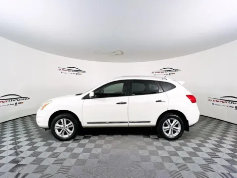 More photos of 2013 Nissan Rogue SV at St. Marys CDJR, OH