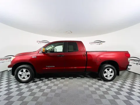 More photos of 2007 Toyota Tundra SR5 at St. Marys CDJR, OH