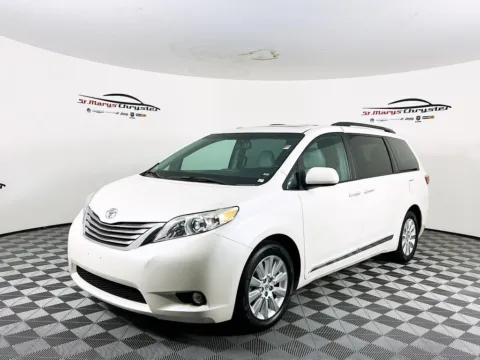 More photos of 2015 Toyota Sienna XLE at St. Marys CDJR, OH