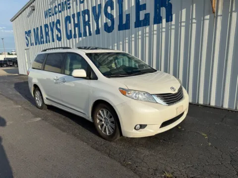 White 2015 Toyota Sienna for sale in Saint Marys, OH