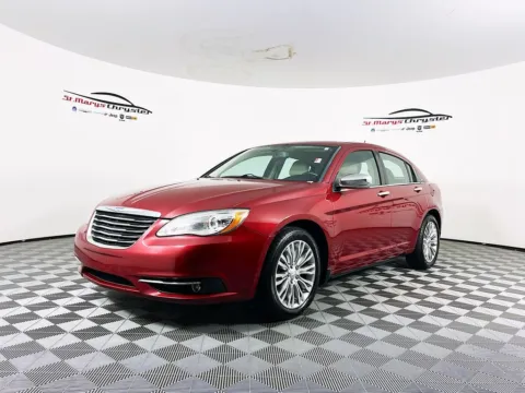 More photos of 2012 Chrysler 200 Limited at St. Marys CDJR, OH