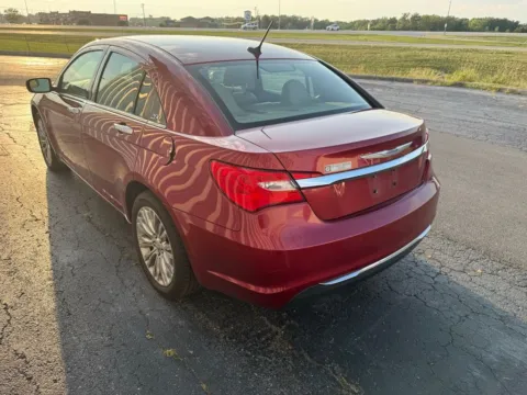 More photos of 2012 Chrysler 200 Limited at St. Marys CDJR, OH