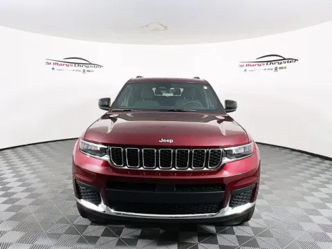 Another view of 2025 Jeep Grand Cherokee L for sale in Saint Marys, OH at St. Marys CDJR