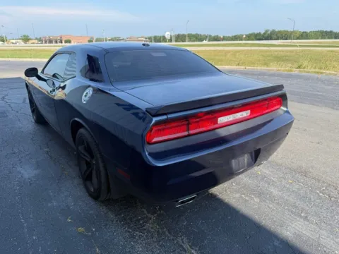 More photos of 2013 Dodge Challenger R/T at St. Marys CDJR, OH