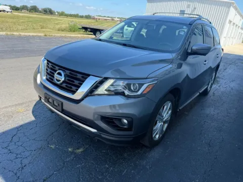 Another view of 2019 Nissan Pathfinder SL for sale in Saint Marys, OH at St. Marys CDJR