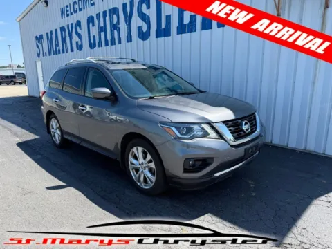 Gray 2019 Nissan Pathfinder SL for sale in Saint Marys, OH