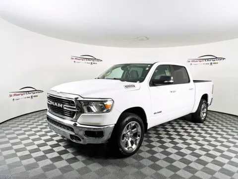 More photos of 2019 Ram 1500 Big Horn/Lone Star at St. Marys CDJR, OH