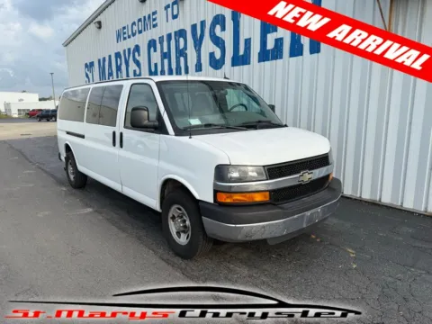 White 2015 Chevrolet Express 3500 LT for sale in Saint Marys, OH