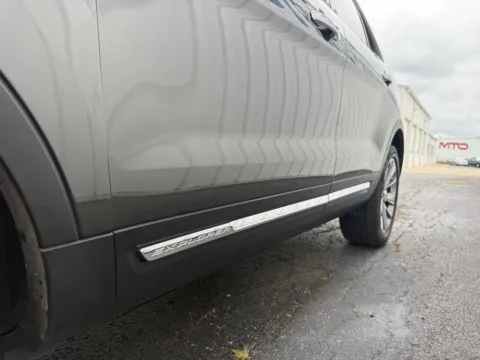 More photos of 2018 Ford Explorer Limited at St. Marys CDJR, OH