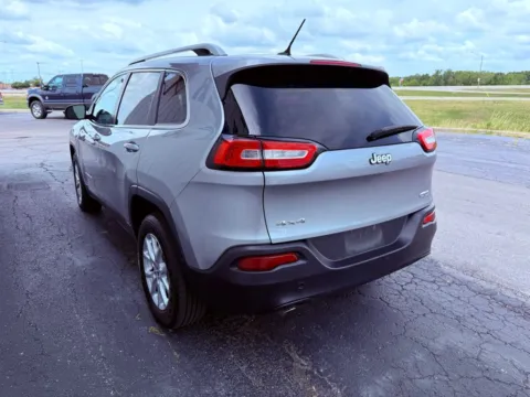 More photos of 2014 Jeep Cherokee Latitude at St. Marys CDJR, OH