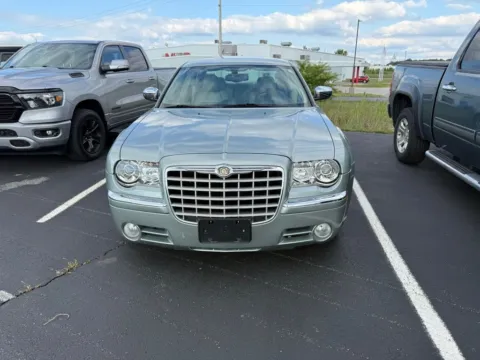 Photos of 2006 Chrysler 300C for sale in Saint Marys, OH at St. Marys CDJR
