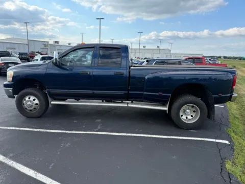 More photos of 2006 Dodge Ram 3500 SLT at St. Marys CDJR, OH