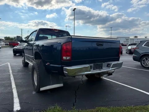 More photos of 2006 Dodge Ram 3500 SLT at St. Marys CDJR, OH