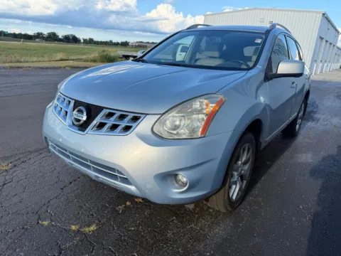 More photos of 2013 Nissan Rogue SL at St. Marys CDJR, OH