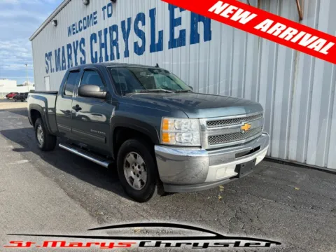 Gray 2013 Chevrolet Silverado 1500 LT for sale in Saint Marys, OH
