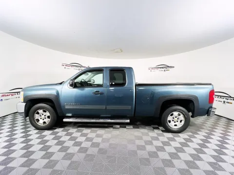 More photos of 2013 Chevrolet Silverado 1500 LT at St. Marys CDJR, OH