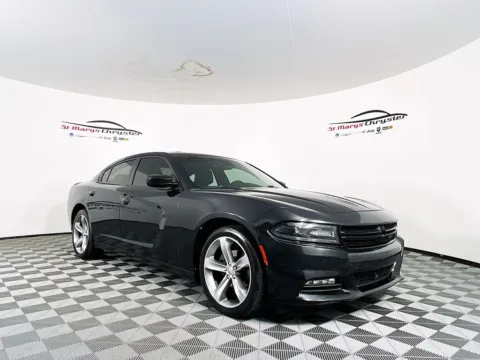 Black 2015 Dodge Charger SXT for sale in Saint Marys, OH