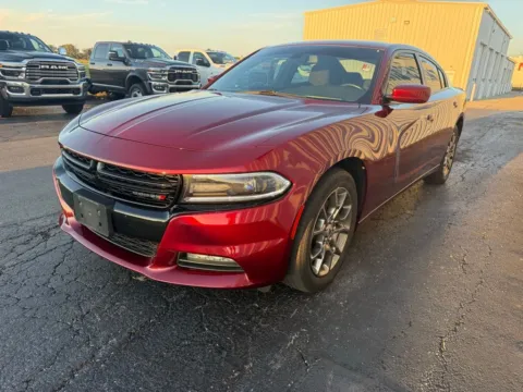 More photos of 2017 Dodge Charger SXT at St. Marys CDJR, OH