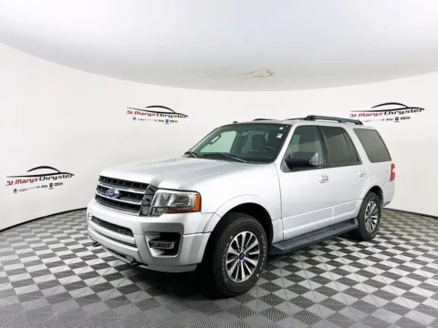 More photos of 2017 Ford Expedition XLT at St. Marys CDJR, OH