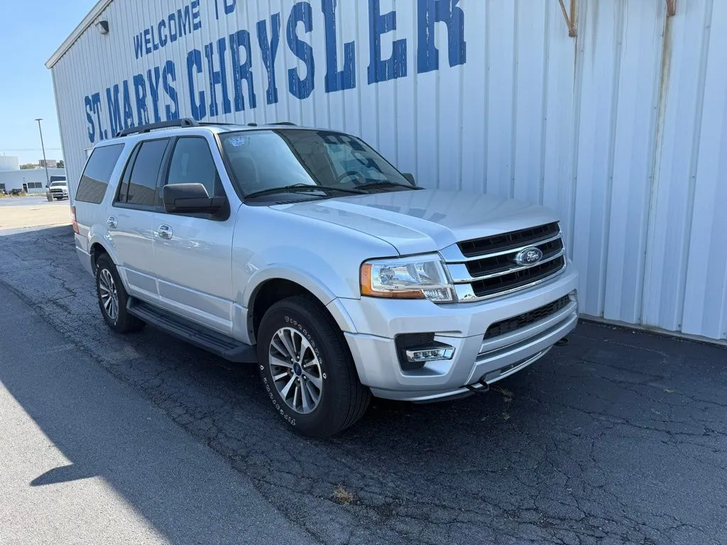 Silver 2017 Ford Expedition XLT for sale in Saint Marys, OH