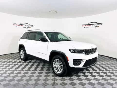 White 2025 Jeep Grand Cherokee Laredo X for sale in Saint Marys, OH