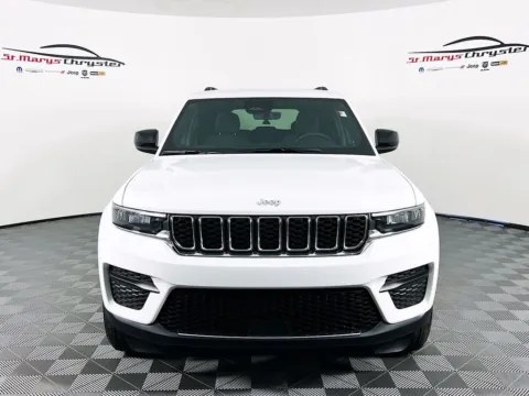 Another view of 2025 Jeep Grand Cherokee Laredo X for sale in Saint Marys, OH at St. Marys CDJR