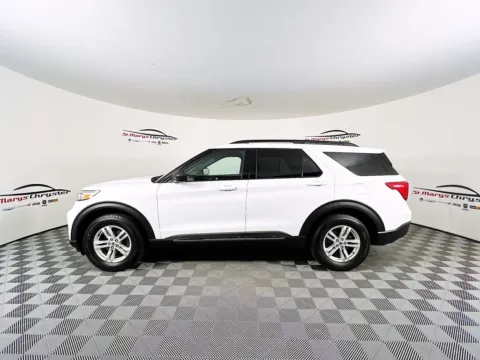 More photos of 2020 Ford Explorer XLT at St. Marys CDJR, OH