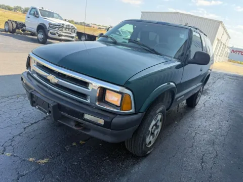 More photos of 1997 Chevrolet Blazer at St. Marys CDJR, OH