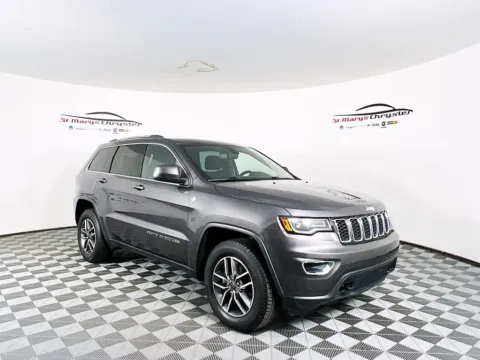 Gray 2020 Jeep Grand Cherokee Laredo E for sale in Saint Marys, OH