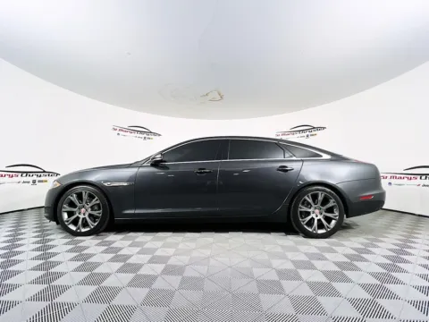 More photos of 2019 Jaguar XJ L Portfolio at St. Marys CDJR, OH