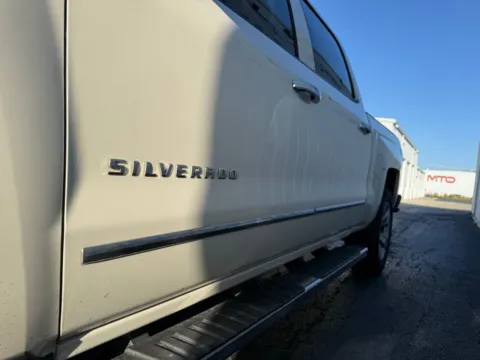 More photos of 2014 Chevrolet Silverado 1500 LTZ at St. Marys CDJR, OH