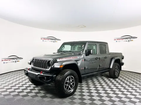 More photos of 2025 Jeep Gladiator Rubicon at St. Marys CDJR, OH
