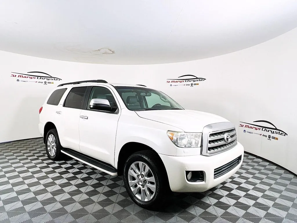White 2015 Toyota Sequoia Platinum for sale in Saint Marys, OH