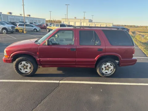More photos of 1999 Chevrolet Blazer at St. Marys CDJR, OH