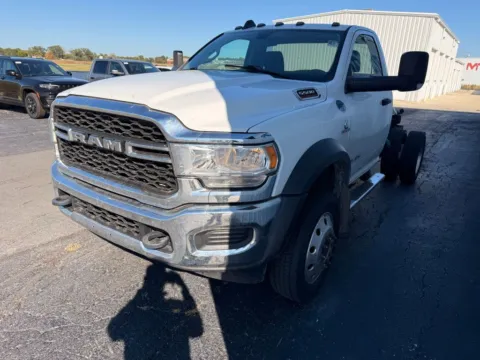 More photos of 2019 Ram 5500HD Tradesman at St. Marys CDJR, OH