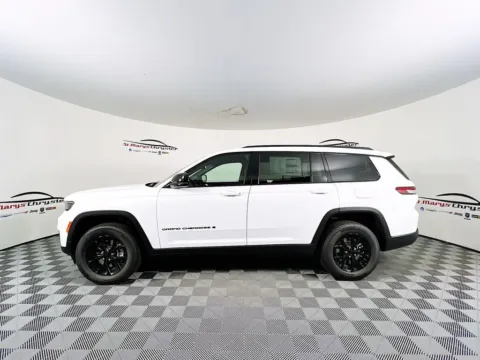More photos of 2025 Jeep Grand Cherokee L Altitude X at St. Marys CDJR, OH