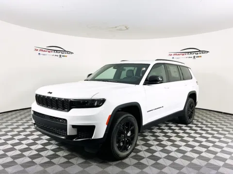 More photos of 2025 Jeep Grand Cherokee L Altitude X at St. Marys CDJR, OH