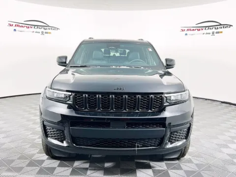Another view of 2025 Jeep Grand Cherokee L Altitude for sale in Saint Marys, OH at St. Marys CDJR
