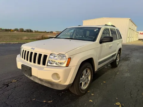 Another view of 2006 Jeep Grand Cherokee Laredo for sale in Saint Marys, OH at St. Marys CDJR