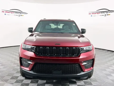 Another view of 2025 Jeep Grand Cherokee Altitude X for sale in Saint Marys, OH at St. Marys CDJR