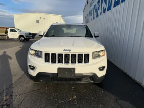 Another view of 2016 Jeep Grand Cherokee Laredo for sale in Saint Marys, OH at St. Marys CDJR